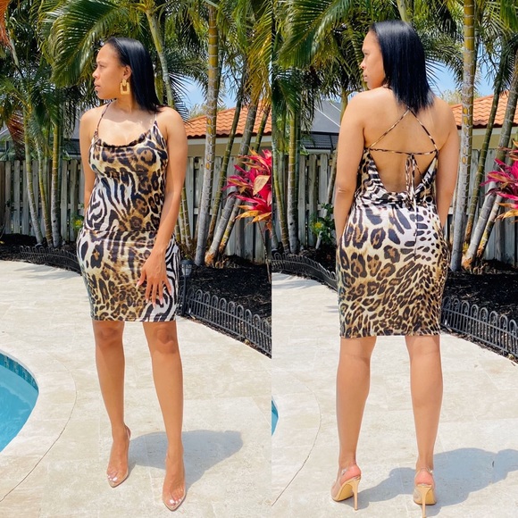 Dresses,sets, pant sets, accessories - Picture 16 of 16